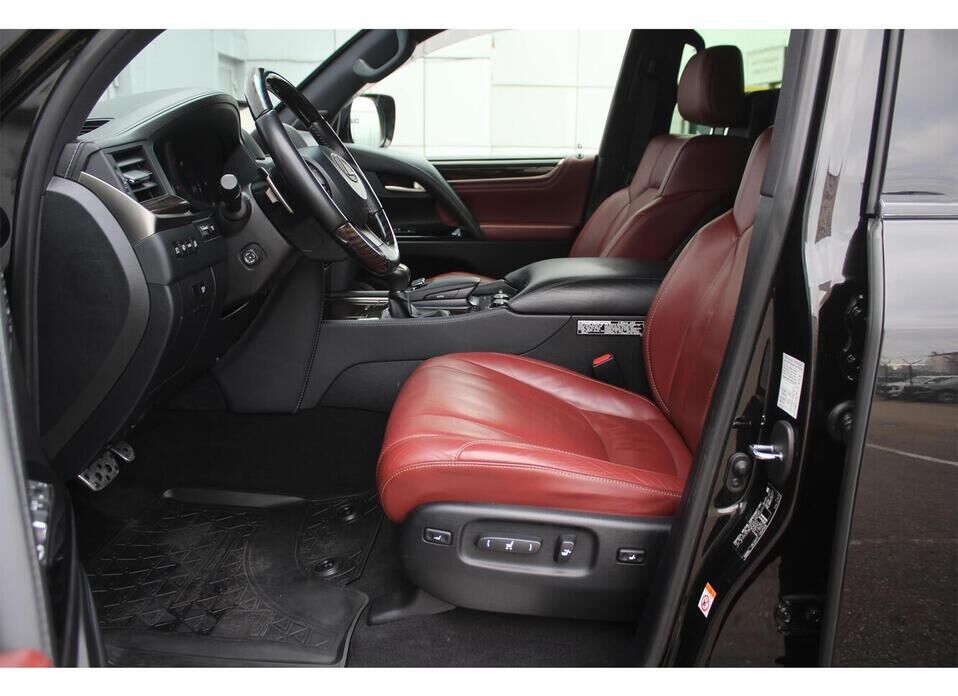 Lexus LX, III Рестайлинг 2 570 5.7 AT (367 л.с.) 4WD