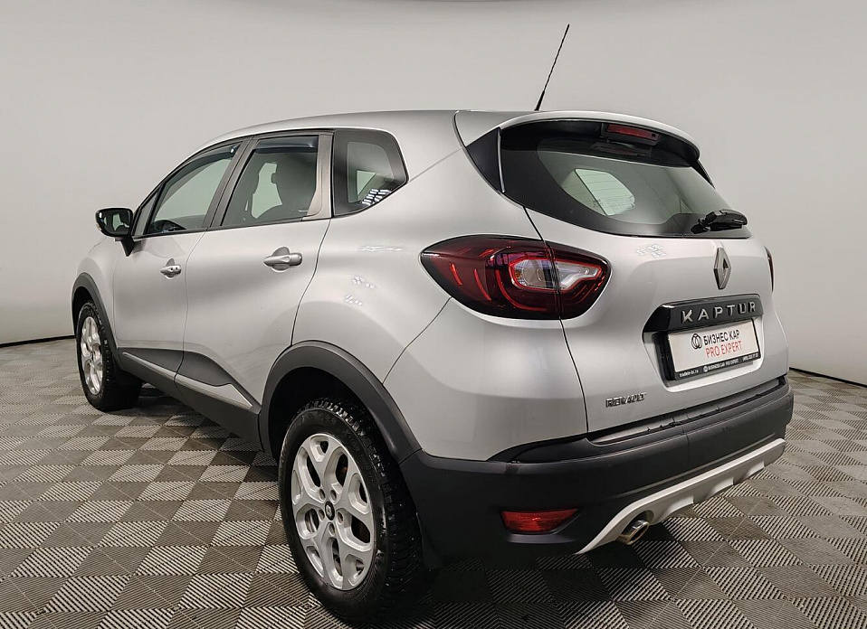 Renault Kaptur, I 1.6 CVT (114 л.с.)