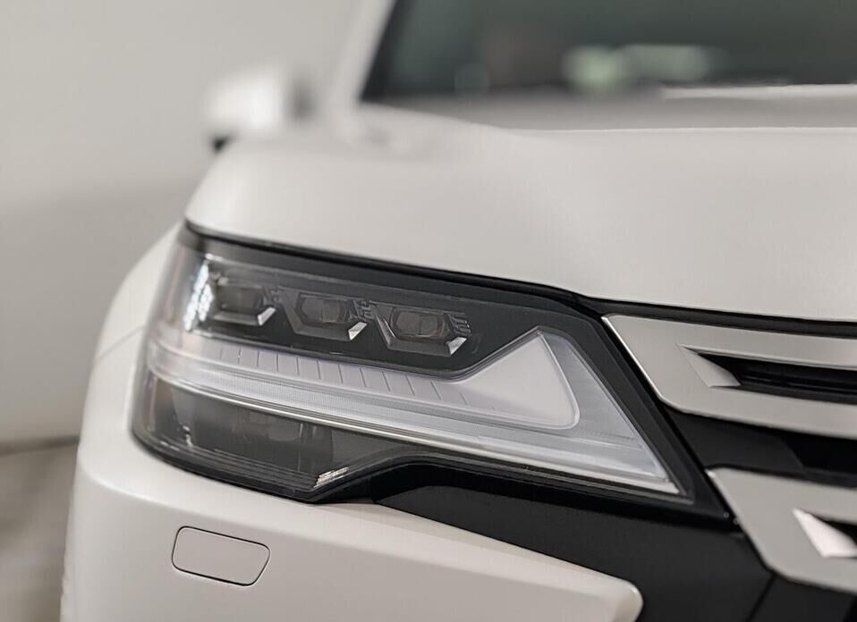 Lexus LX, IV 600 3.5 AT (415 л.с.) 4WD