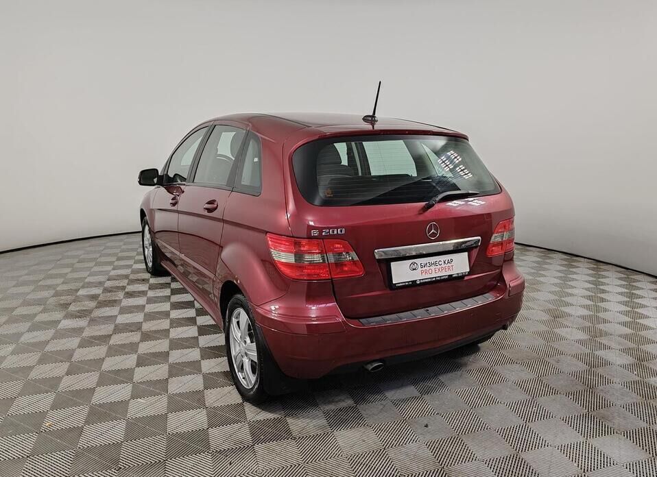Mercedes-Benz B-Класс, I (W245) Рестайлинг 200 2.0 CVT (136 л.с.)