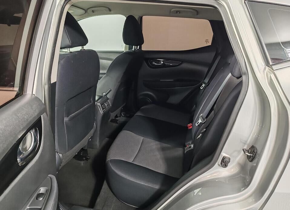 Nissan Qashqai, II 2.0 CVT (144 л.с.) 4WD