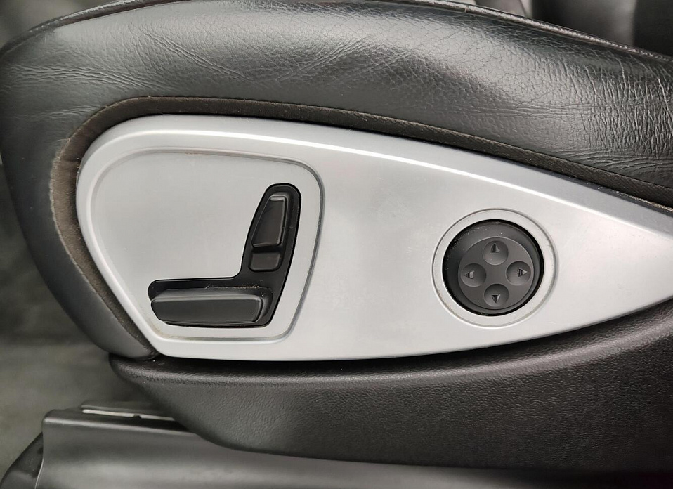 Mercedes-Benz M-Класс, II (W164) Рестайлинг 320 3.0d AT (224 л.с.) 4WD