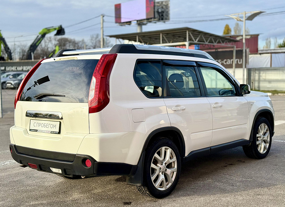 Nissan X-Trail, II Рестайлинг 2.0 MT (141 л.с.) 4WD