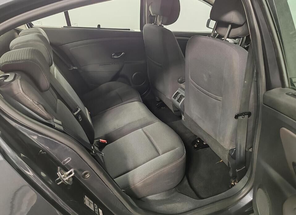 Renault Fluence, I 1.6 AT (106 л.с.)