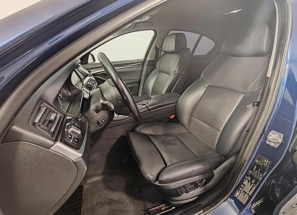 BMW 5 серии, VI (F10/F11/F07) 530d xDrive 3.0d AT (258 л.с.) 4WD