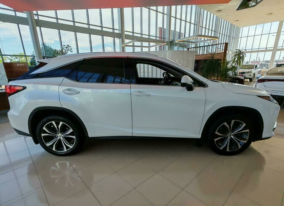 Lexus RX 200t 2.0 AT (238 л.с.) 4WD