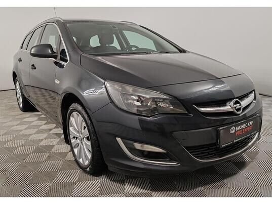 Opel Astra, 2014&nbsp;г., 300&nbsp;349&nbsp;км