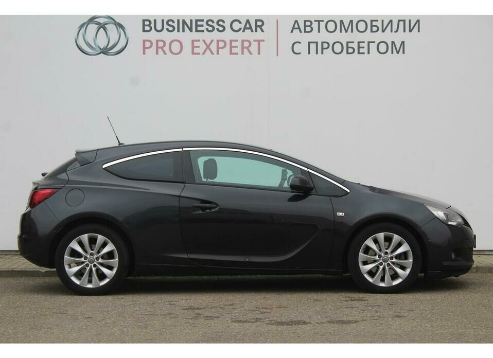 Opel Astra GTC 1.4 AT (140 л.с.)