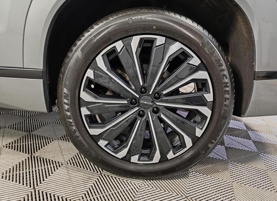 Jaecoo J8 2.0 AMT (249 л.с.) 4WD