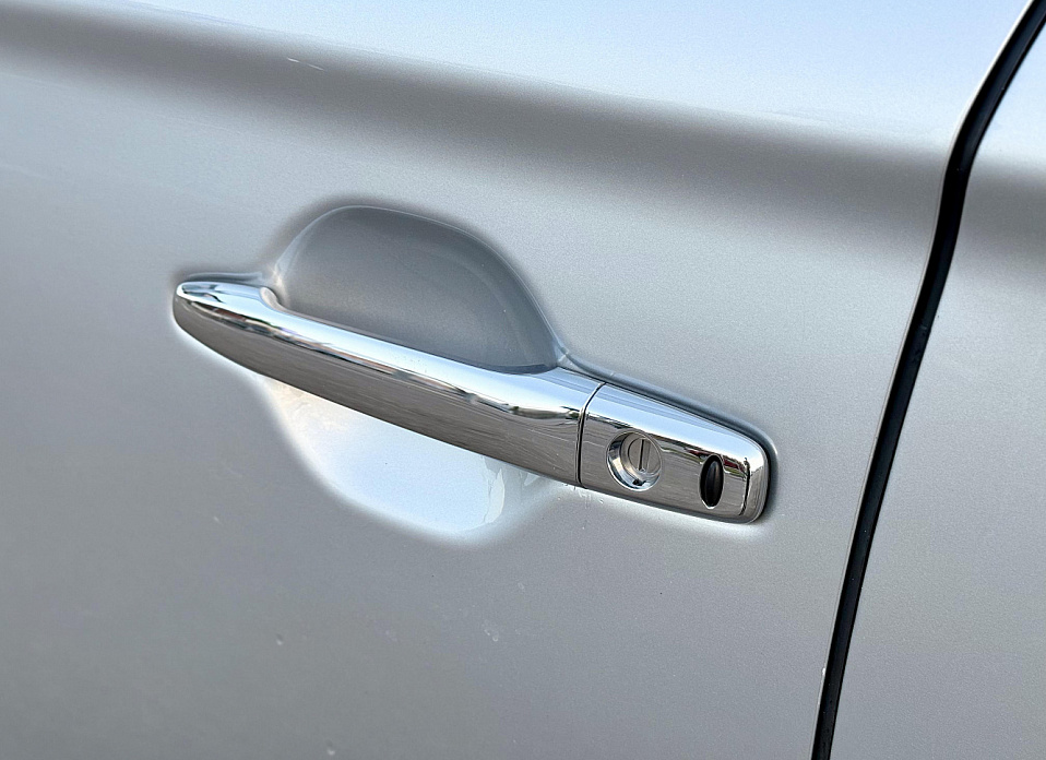 Mitsubishi Outlander, III Рестайлинг 3 2.4 CVT (167 л.с.) 4WD