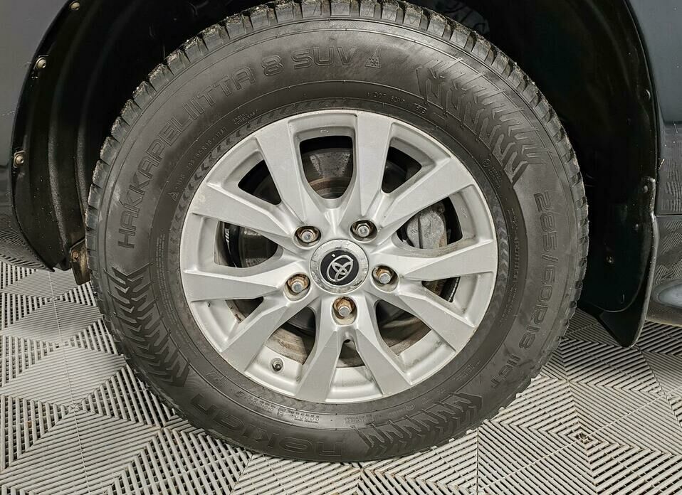 Toyota Land Cruiser 4.5d AT (249 л.с.) 4WD