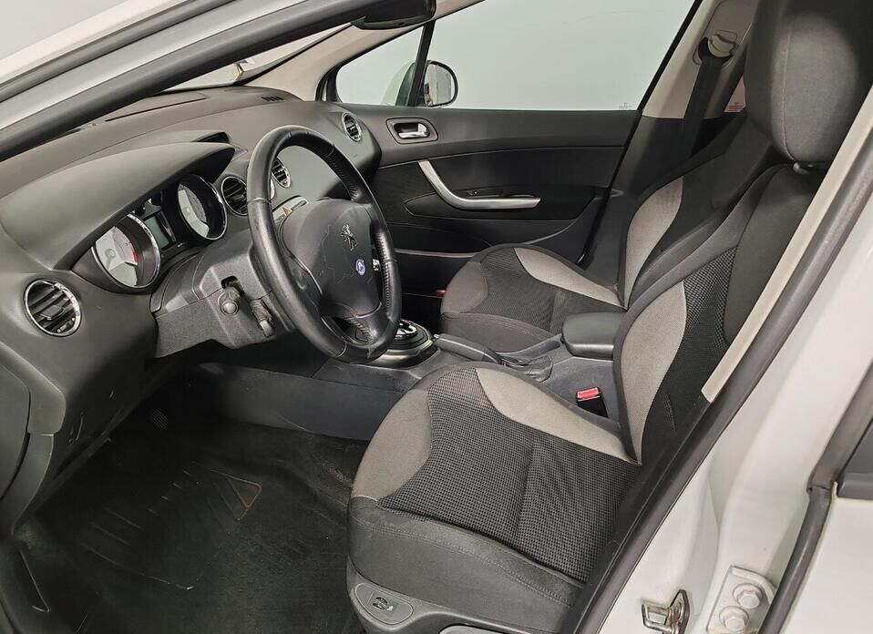 Peugeot 308, I 1.6 AT (120 л.с.)