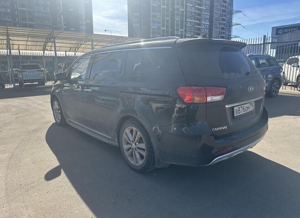 Kia Carnival, III 2.2d AT (202 л.с.)