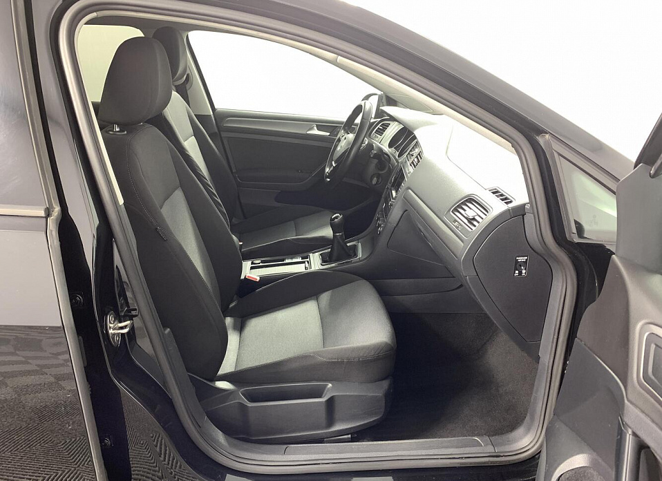 Volkswagen Golf, VII 1.4 MT (122 л.с.)