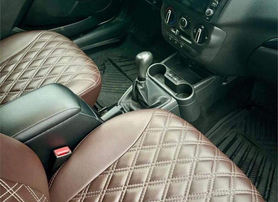 LADA (ВАЗ) Granta, I Рестайлинг 1.6 MT (90 л.с.)