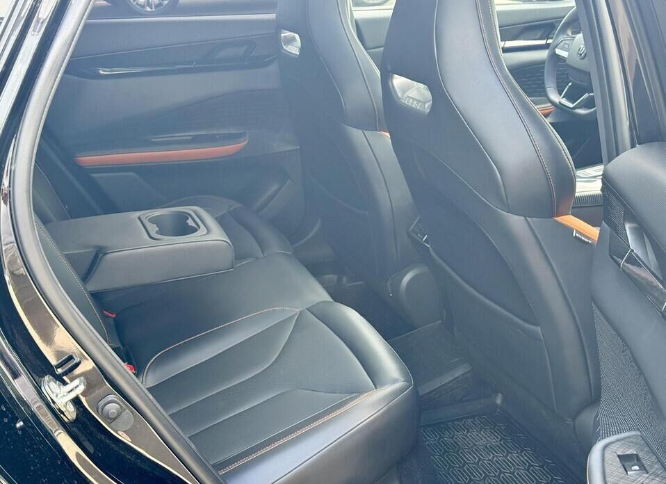 Changan UNI-V 1.5 AMT (181 л.с.)