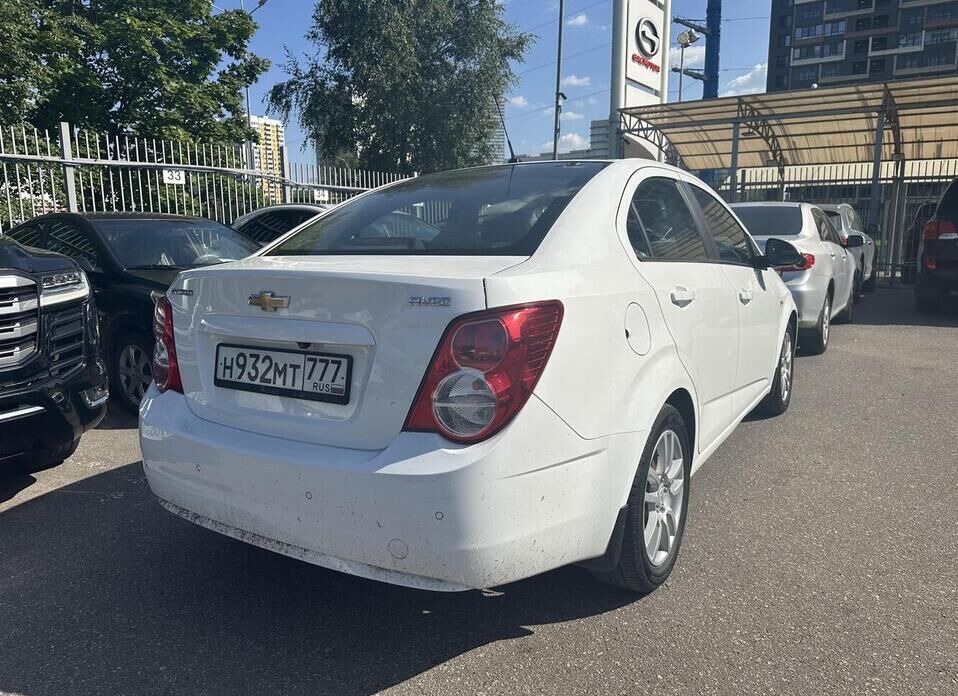 Chevrolet Aveo 1.6 AT (115 л.с.)