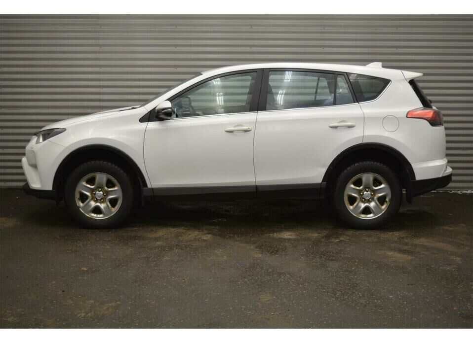 Toyota RAV4 2.0 CVT (146 л.с.)