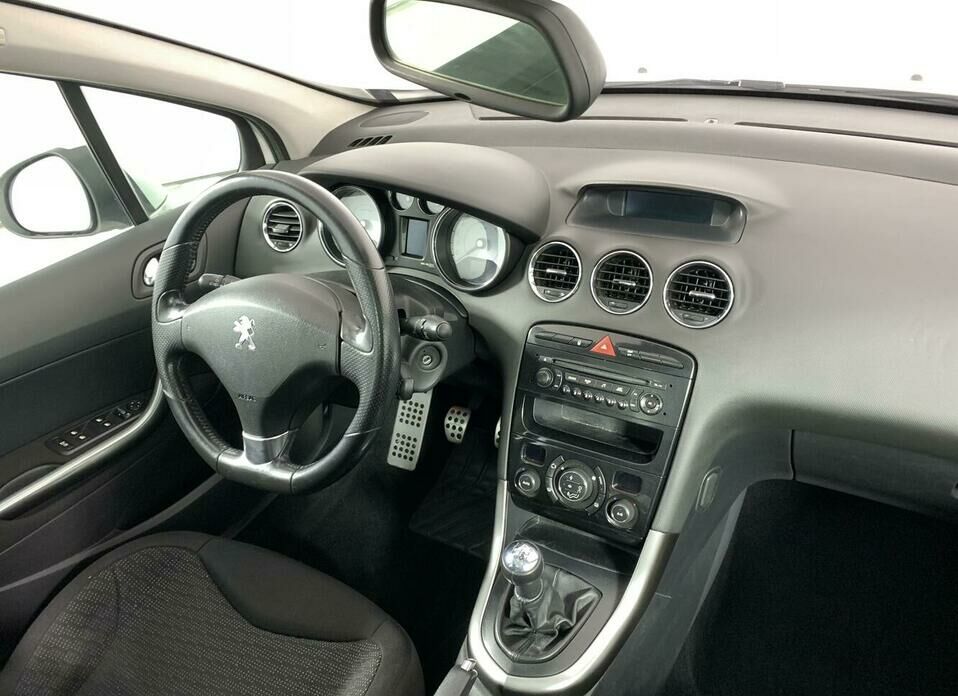 Peugeot 308 1.6 MT (120 л.с.)