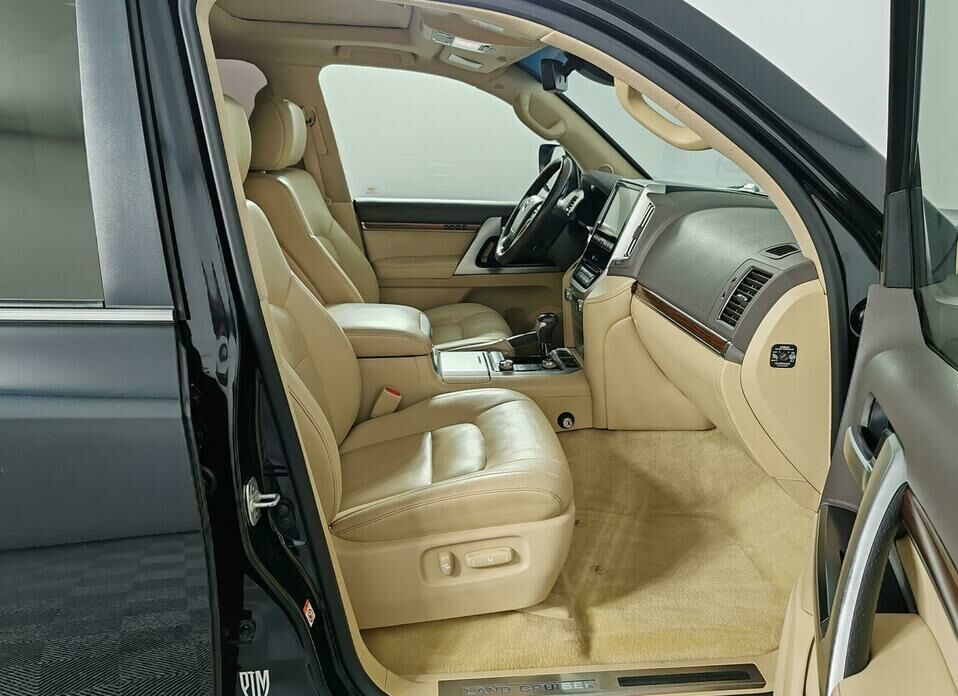 Toyota Land Cruiser 4.5d AT (249 л.с.) 4WD
