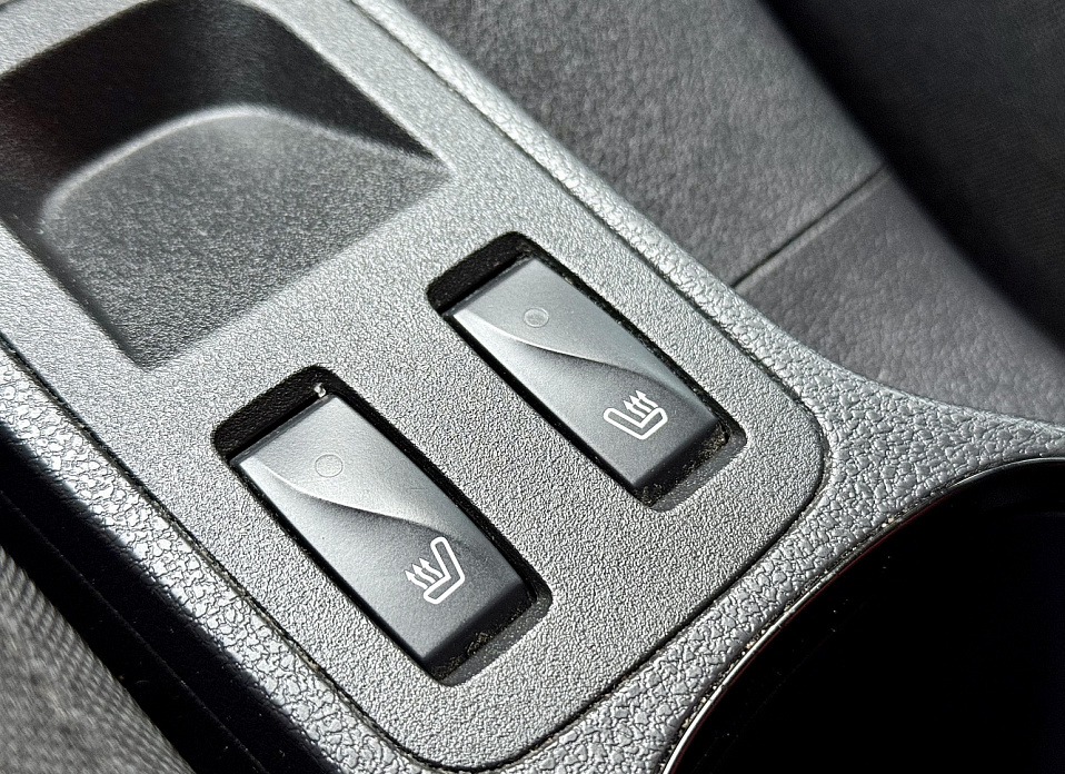 Renault Kaptur, I Рестайлинг 1.6 MT (114 л.с.)