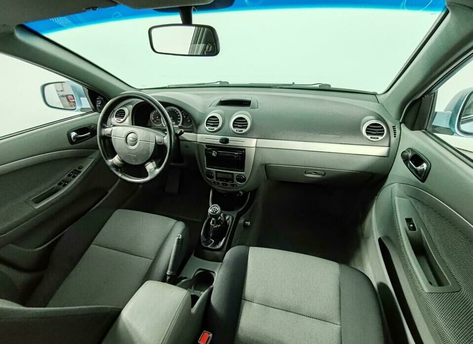 Chevrolet Lacetti 1.6 MT (109 л.с.)
