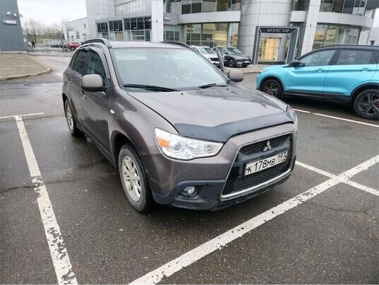 Mitsubishi ASX, 2010 г., 380 445 км
