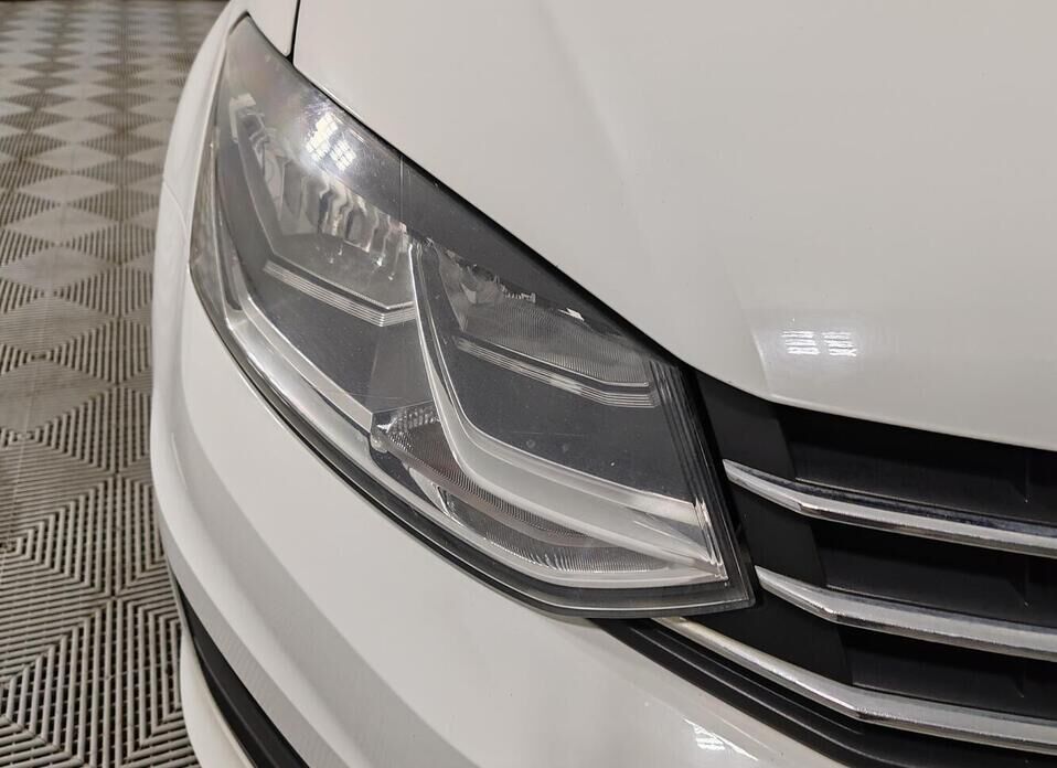 Volkswagen Polo 1.6 MT (110 л.с.)