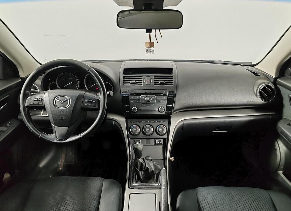 Mazda 6, II (GH) Рестайлинг 1.8 MT (120 л.с.)