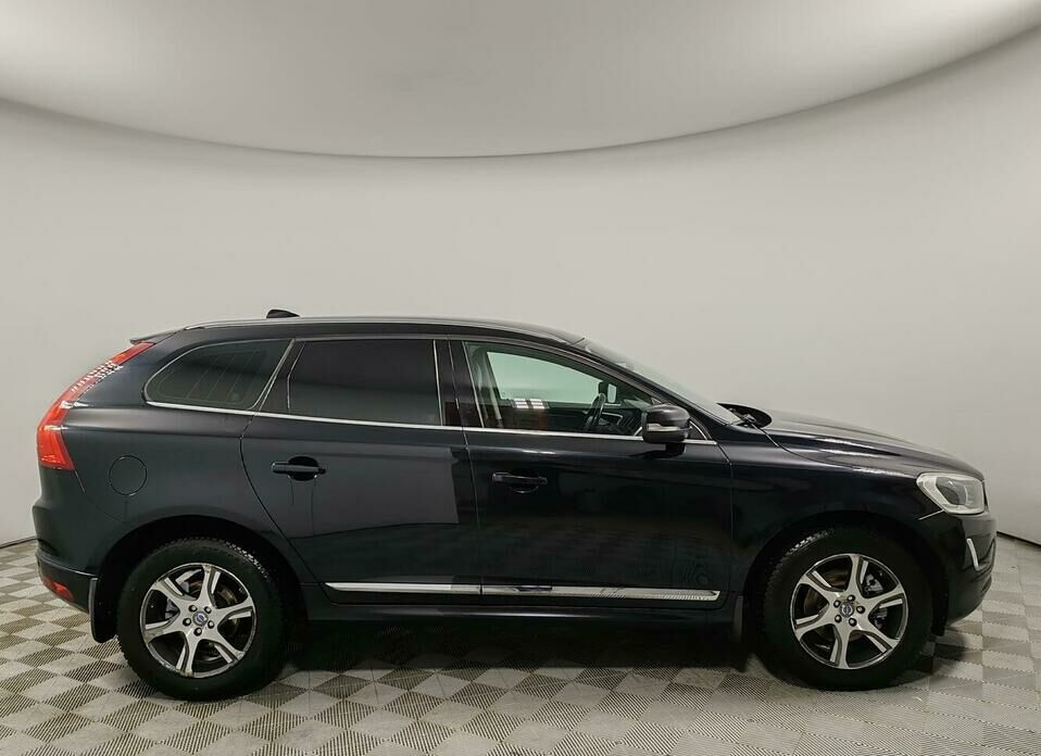 Volvo XC60 2.4d AT (215 л.с.) 4WD