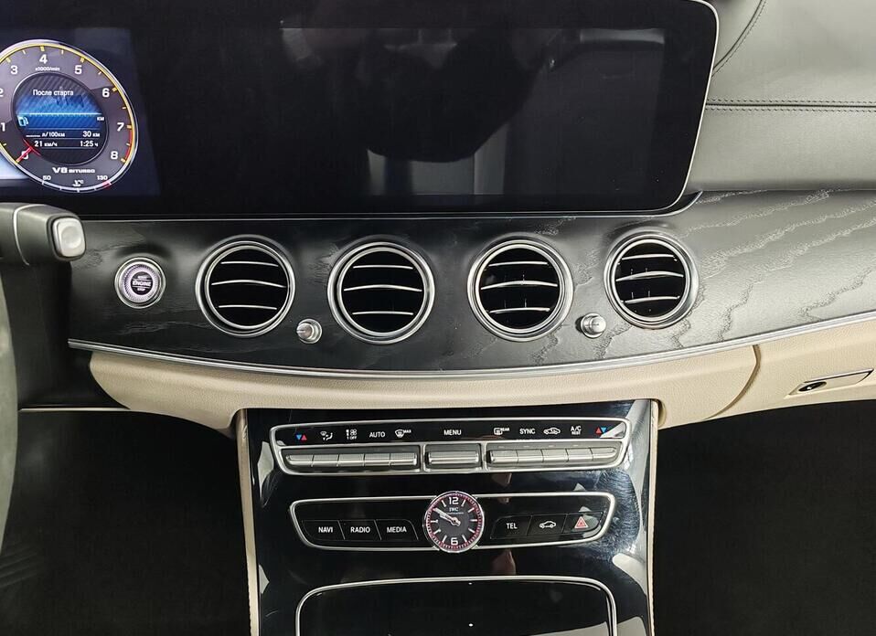 Mercedes-Benz E-Класс AMG, V (W213) 63 AMG S 4.0 AT (612 л.с.) 4WD