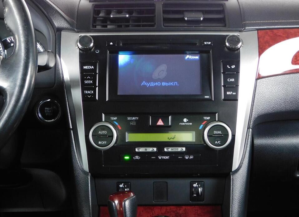 Toyota Camry, VII (XV50) 2.5 AT (181 л.с.)