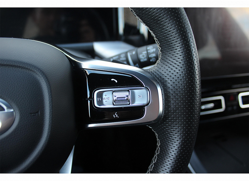 GAC GS8, II 2.0 AT (231 л.с.) 4WD