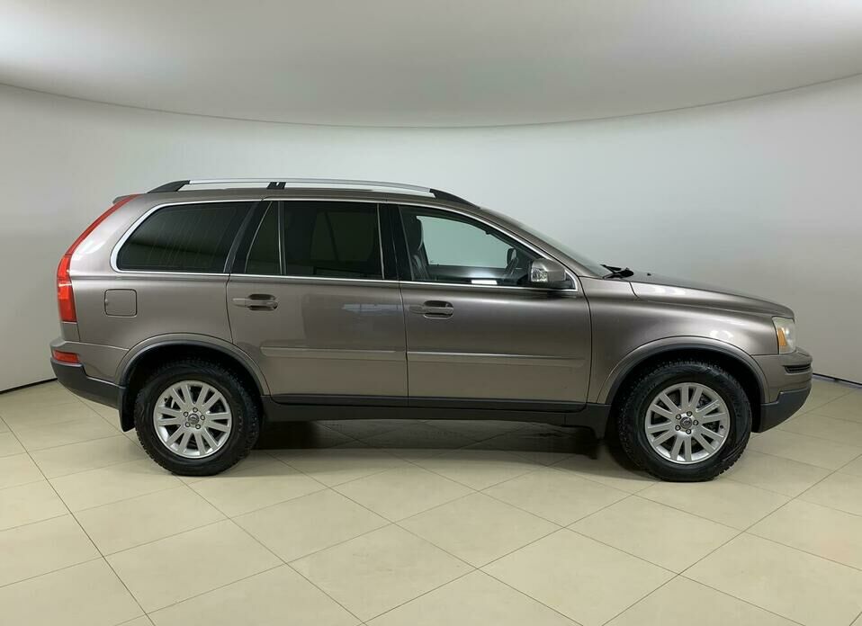 Volvo XC90 2.5 AT (210 л.с.) 4WD