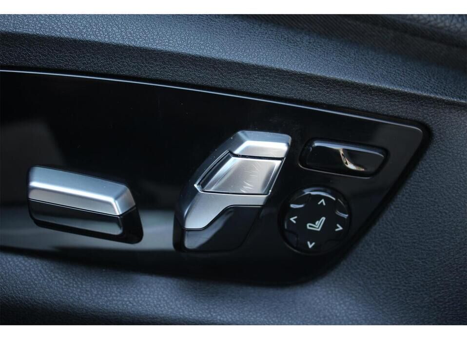 BMW 7 серии, VI (G11/G12) Рестайлинг 730Ld xDrive 3.0d AT (249 л.с.) 4WD
