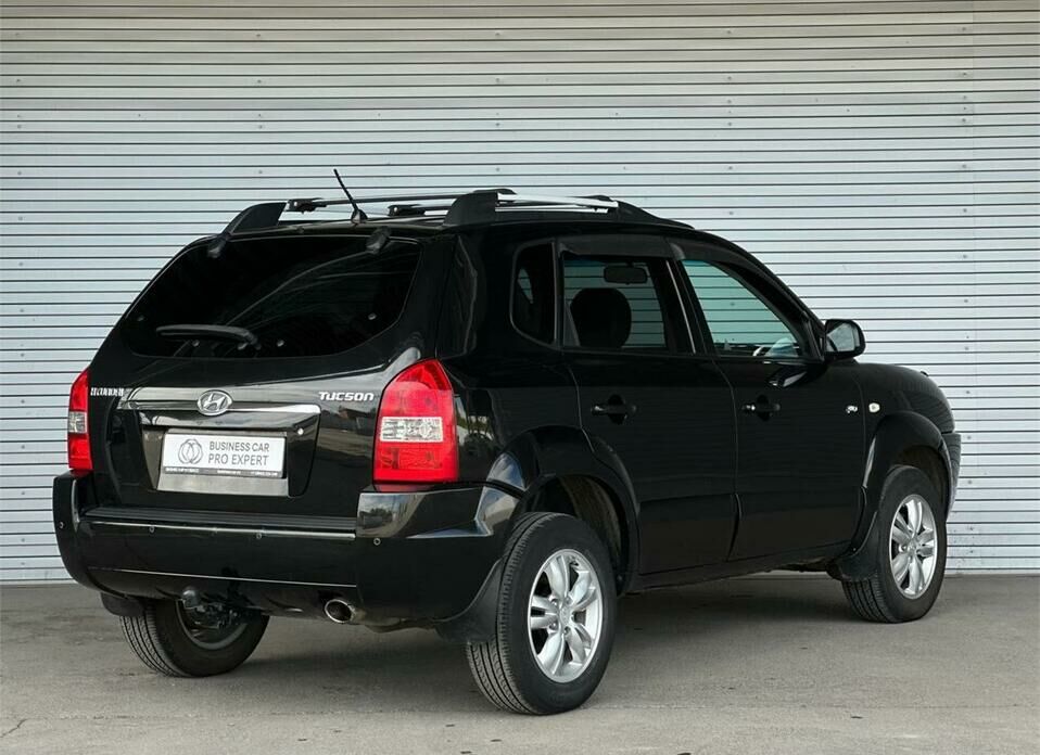 Hyundai Tucson 2.0 AT (140 л.с.) 4WD