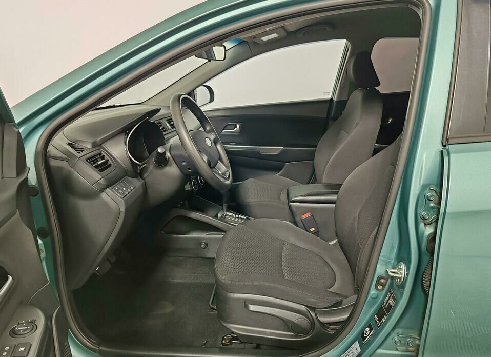 Kia Rio 4-speed 1.6 AT (123 л.с.)