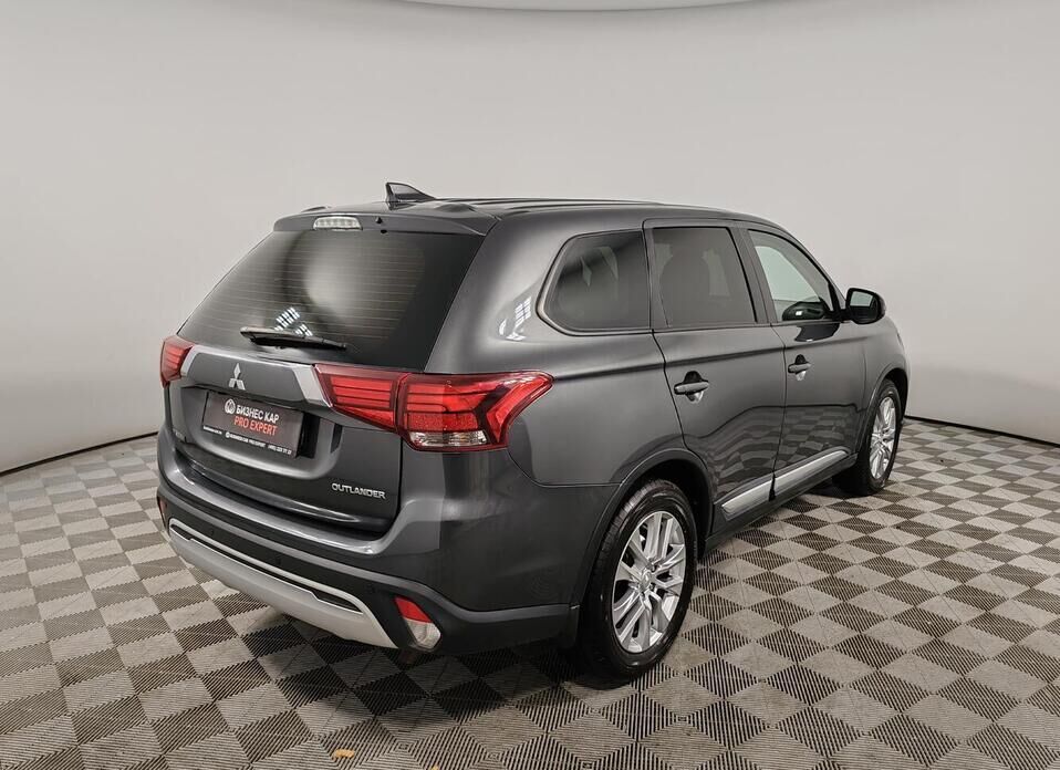 Mitsubishi Outlander, III Рестайлинг 3 2.0 CVT (146 л.с.)