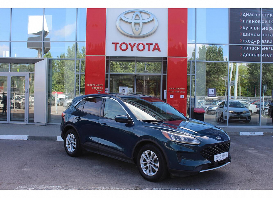 Ford Escape, III Рестайлинг 1.5 AT (182 л.с.)