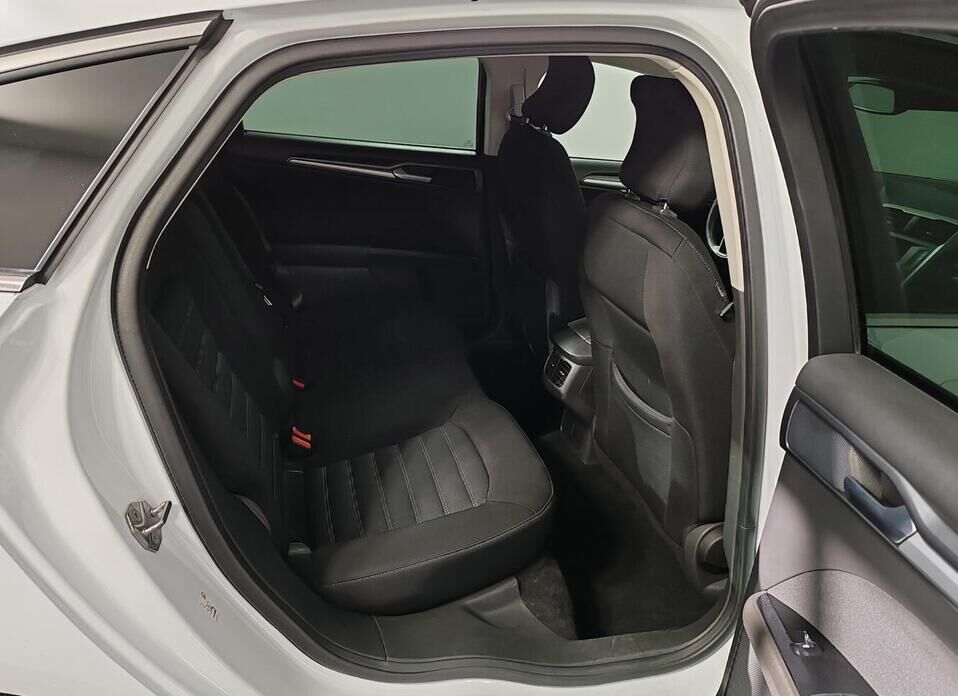 Ford Mondeo, V 2.5 AT (149 л.с.)