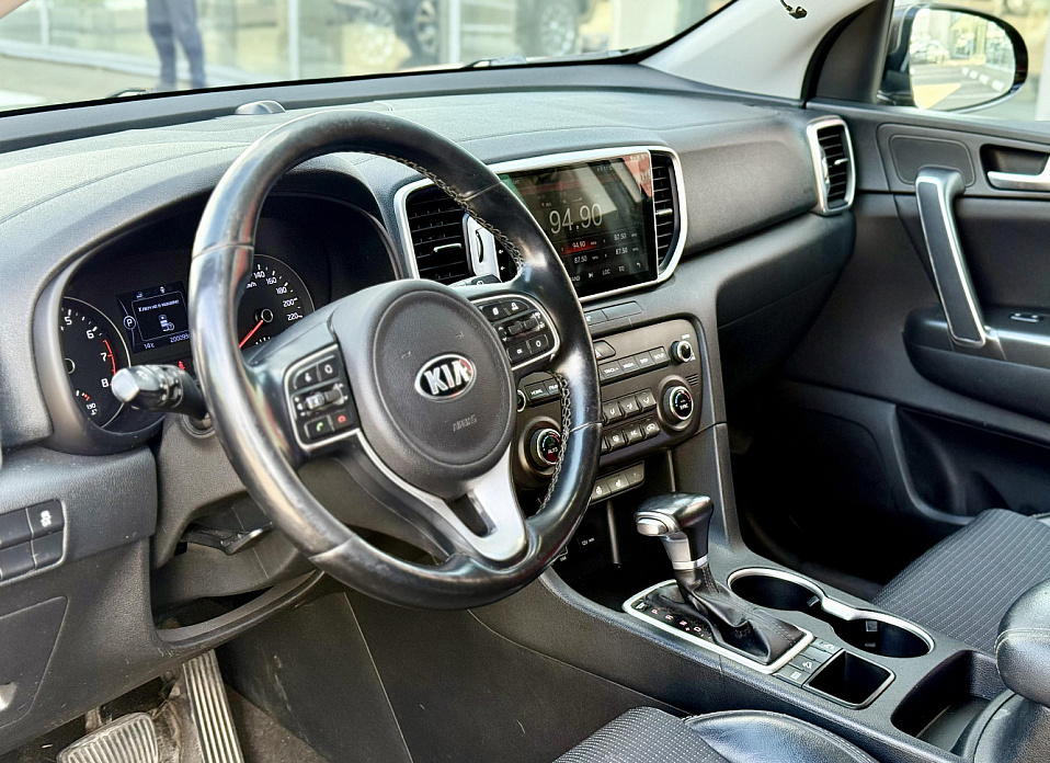 Kia Sportage, IV 2.0 AT (150 л.с.)