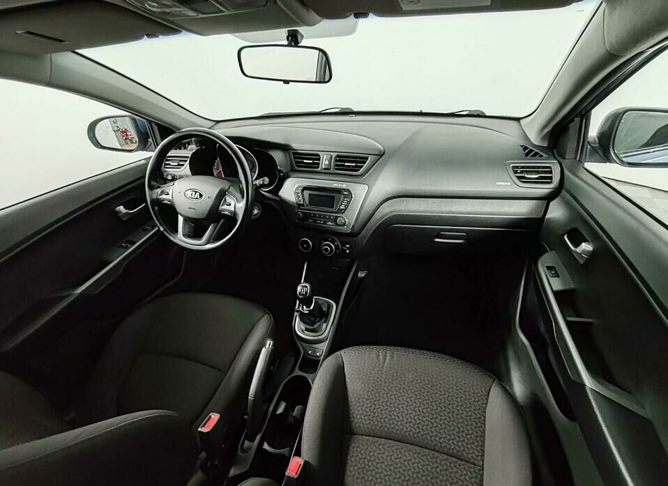 Kia Rio 1.4 MT (107 л.с.)