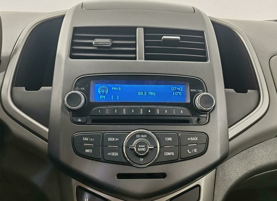 Chevrolet Aveo 1.6 AT (115 л.с.)