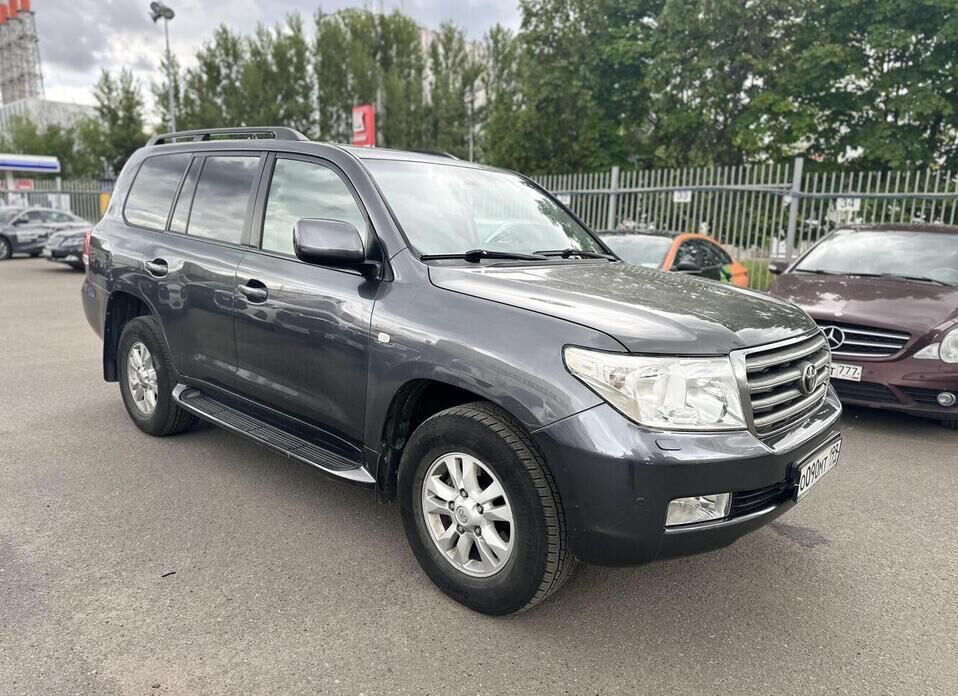 Toyota Land Cruiser, 200 Series 4.7 AT (288 л.с.) 4WD