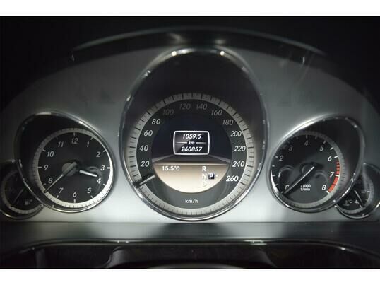 Mercedes-Benz E-Класс, 2012 г., 260 856 км