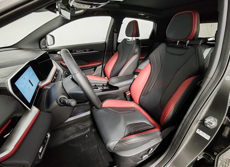 Geely Coolray, I Рестайлинг 1.5 AMT (147 л.с.)