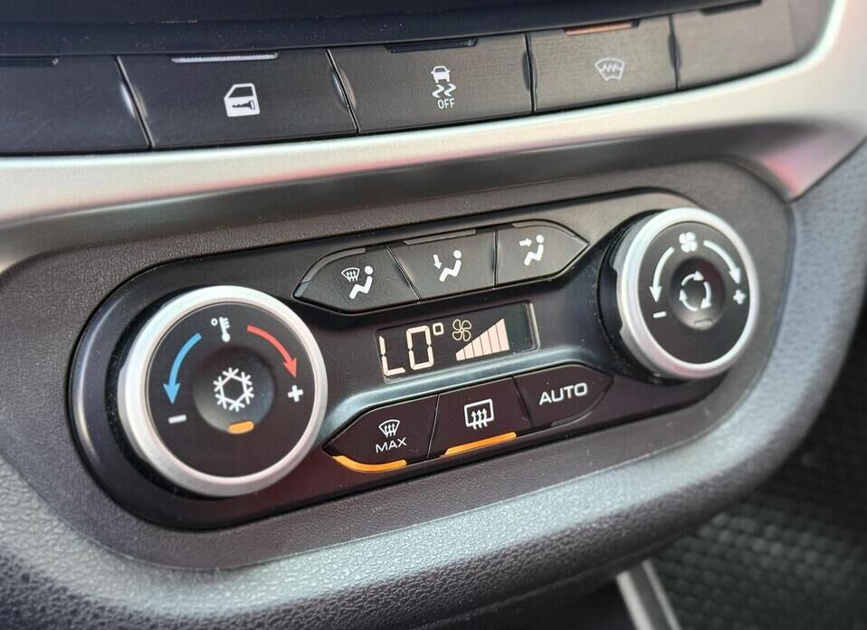 LADA (ВАЗ) Vesta, I Рестайлинг SW Cross 1.6 CVT (113 л.с.)