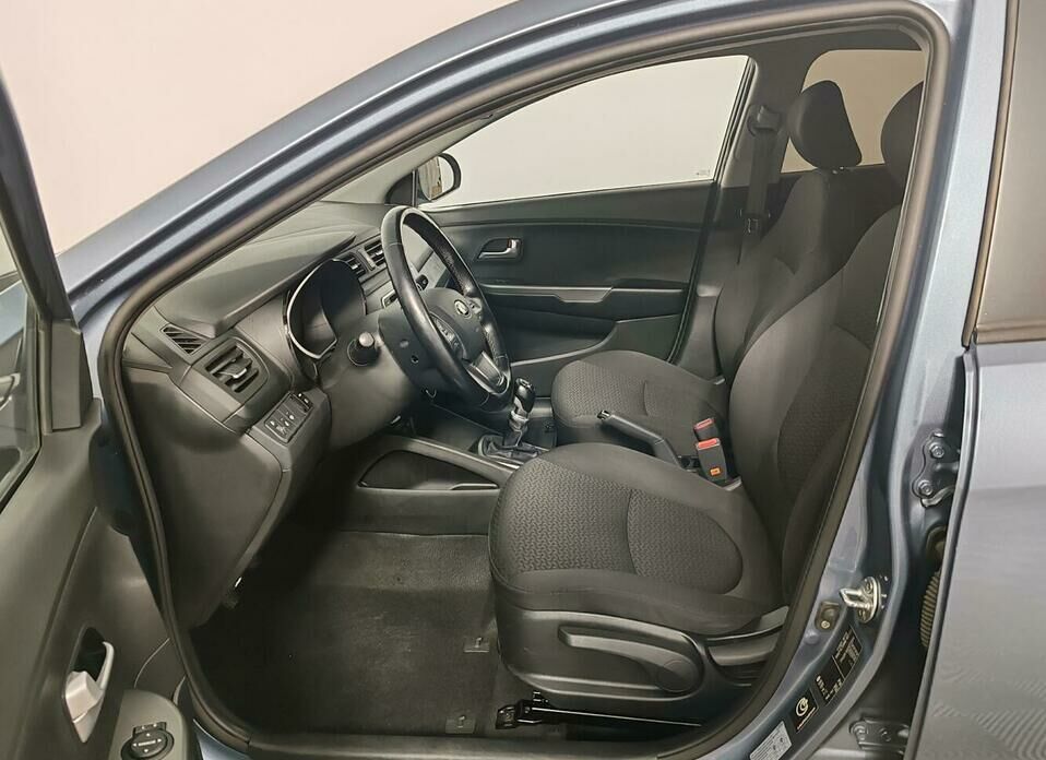 Kia Rio 1.4 MT (107 л.с.)