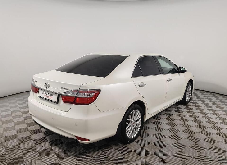 Toyota Camry, VII (XV50) Рестайлинг 2.5 AT (181 л.с.)