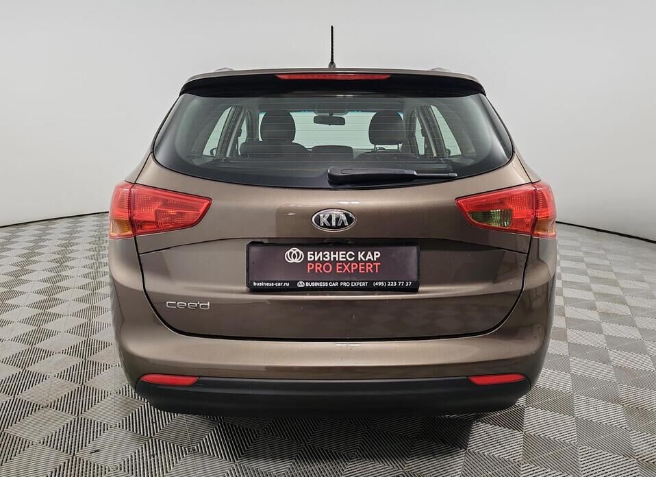 Kia Ceed, II 1.6 AT (129 л.с.)